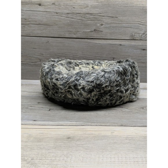 Vintage Curly Lamb Fur Pillbox Hat Gray White Black Small No Tags - Picture 6 of 8